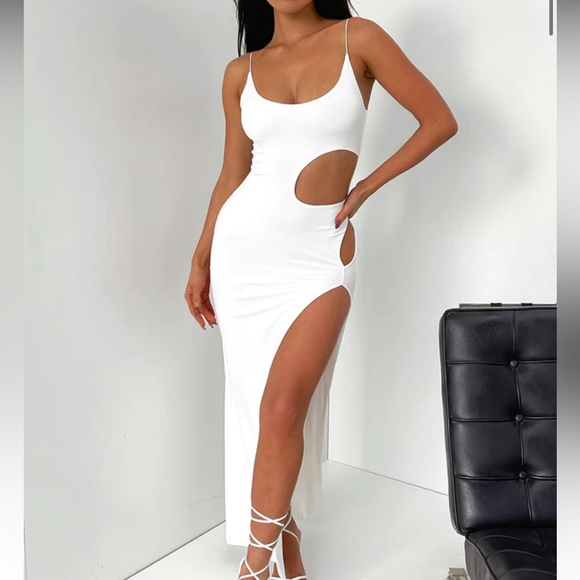 THATSSOFETCH White Rossa Maxi Dress - Picture 4 of 6